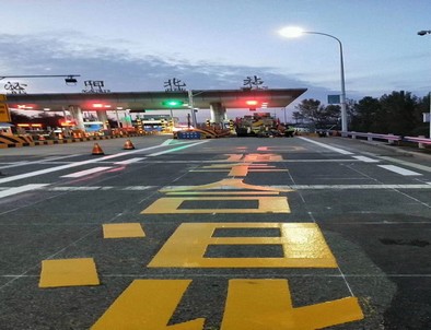 新余新余高速道路划线施工